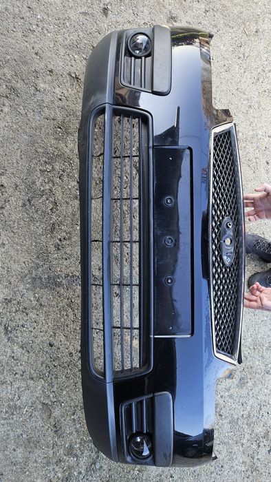 Предна Черна Броня за Ford Focus C Max (2003-2007)
