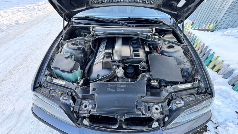 Продам BMW e46 2002 год