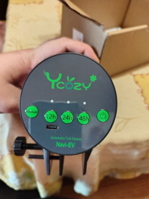 Машина за хранене на рибки