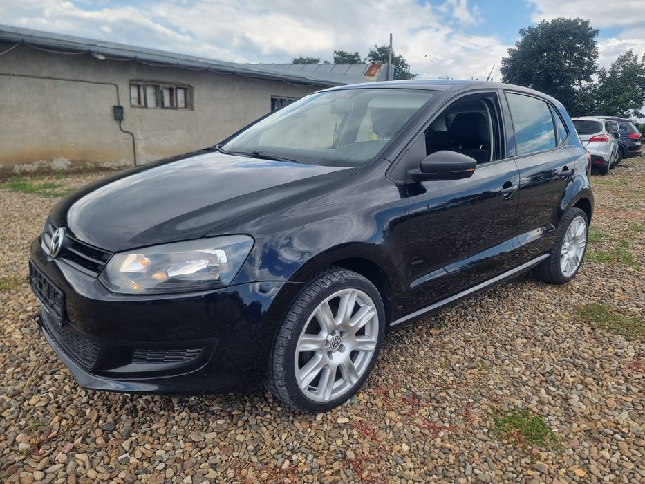VOLKSWAGEN Polo 2010 — imagine 3
