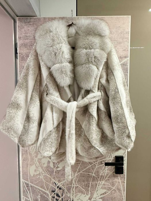 Blăniță naturala de vulpe și Alcantara