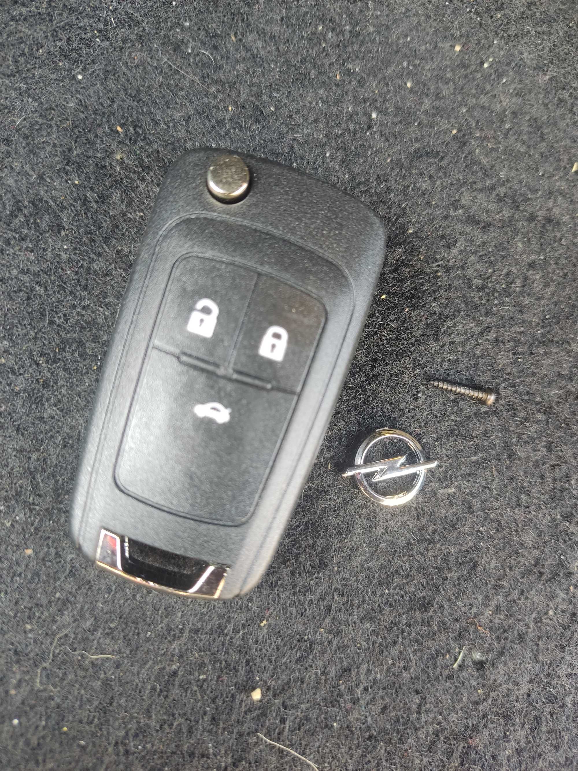 Кутийка за ключ Opel - Astra j , Insignia , Meriva, Zafira ,Mokka гр ...