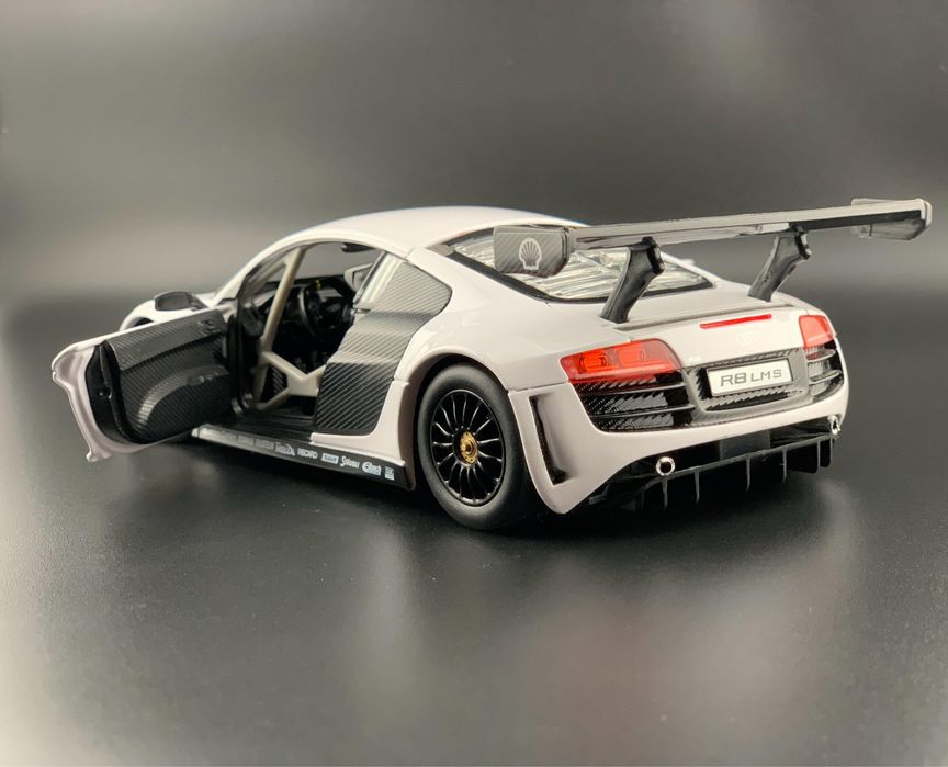 Macheta auto Audi R 8 LMS, Rastar, 1/24