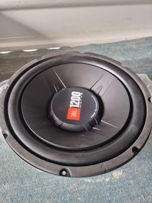 JBL 1200 WATTS 12 duyum /30 sm sabufer sotiladi