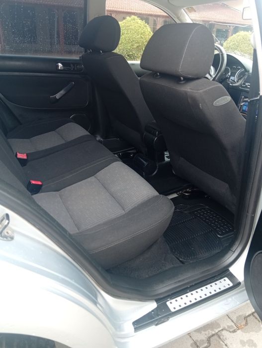 VOLKSWAGEN Golf Sportsvan 2003 — imagine 5