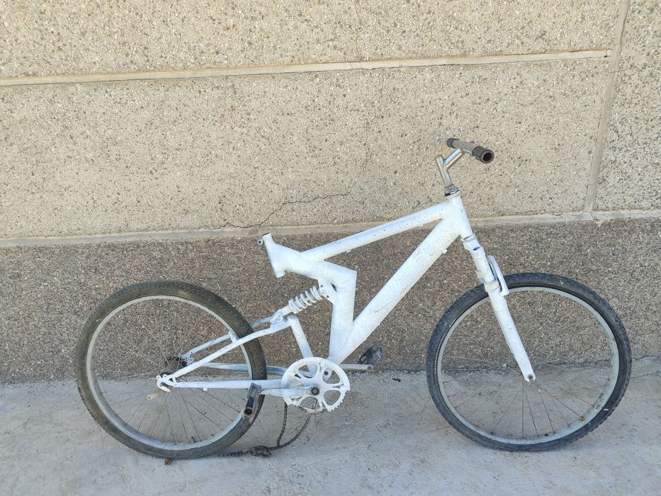 Велосипед в хорошем состоянии