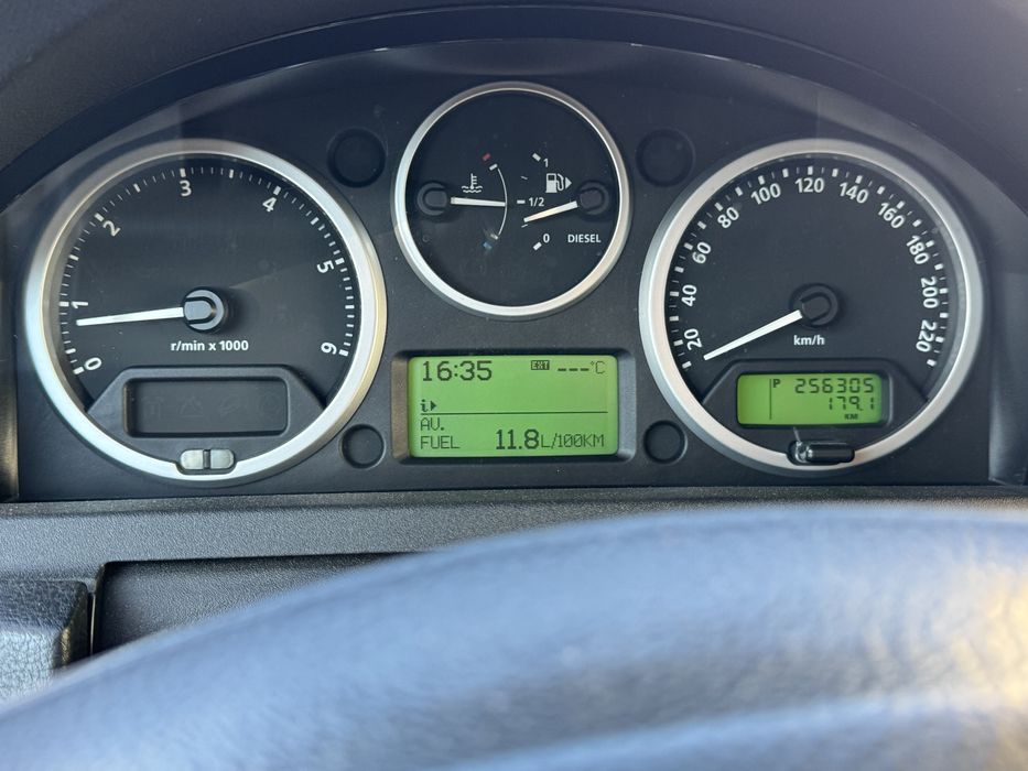 Land Rover Discovery 3   2.7 TDV6 4x4