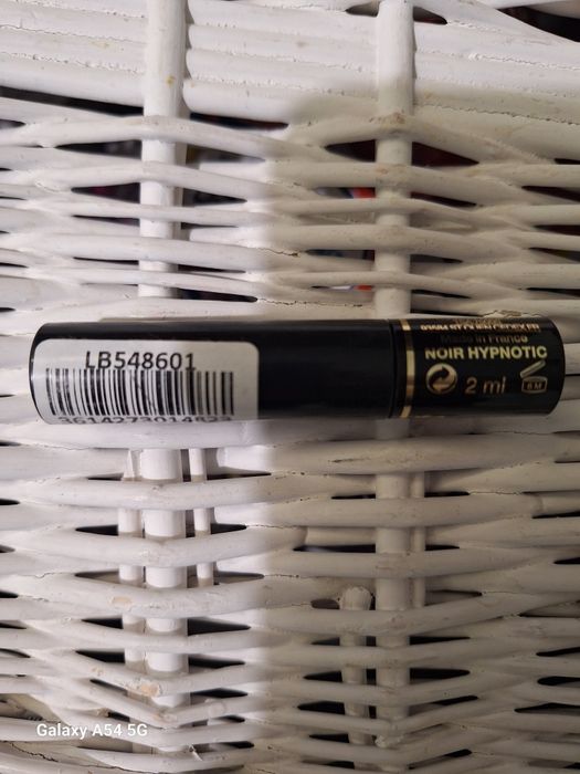 Дамски несесер на Lancome и спирала