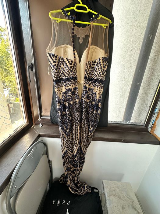 Rochie de ocazie, lucrată manual, deosebita