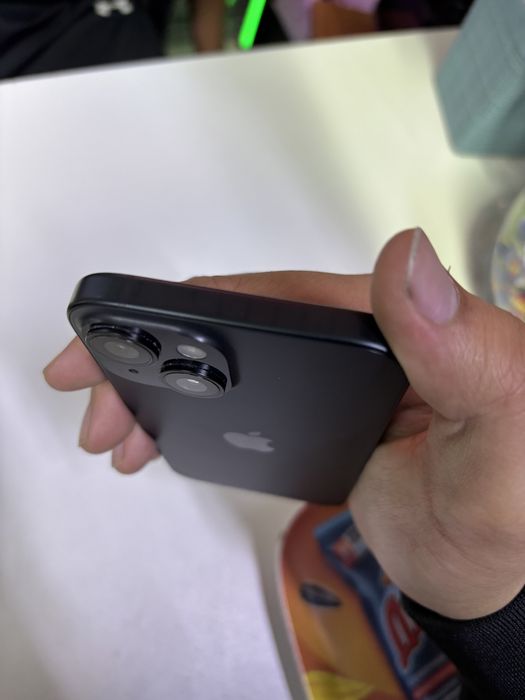 iPhone 15.