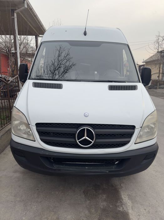 Mercedes Benz Sprinter