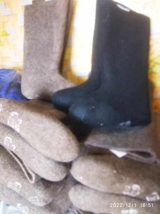 Валенки мужские.Россия г.Тюмень р-р 29,(42-43)
