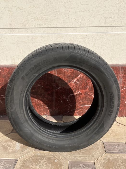 Балон 235/60 R18 formula