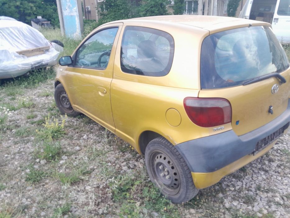 Toyota Yaris / Тойота Ярис 1.0i 68к.с. 2001г. - НА ЧАСТИ!