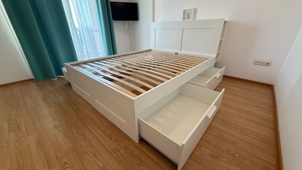 Pat de Dormitor 160x200 IKEA Brimnes.