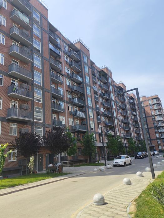 Arenda kvartira. Uzbum. Golden haus 2/2/9