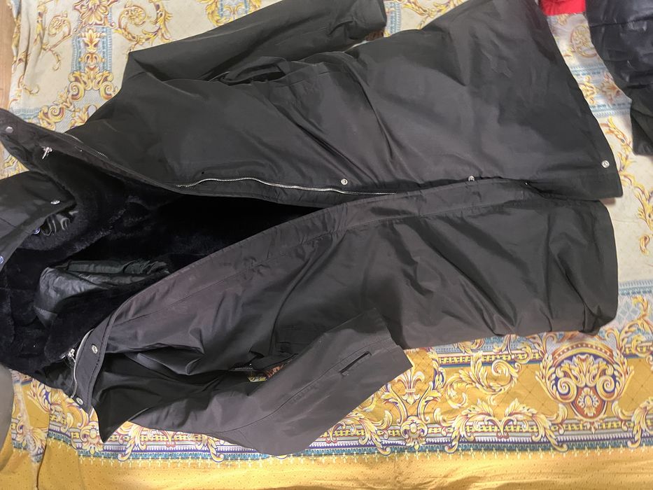 Продам парку  в идеальном состоянии