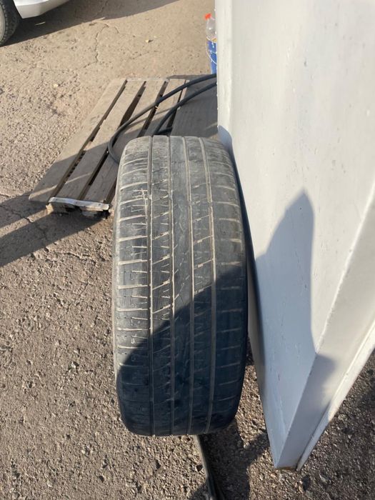 Продам летние шины 245/55/19