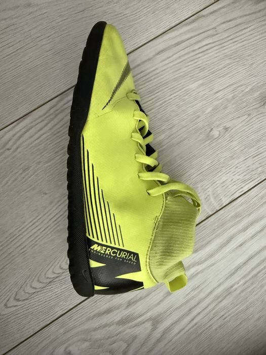 Футболни стоножки