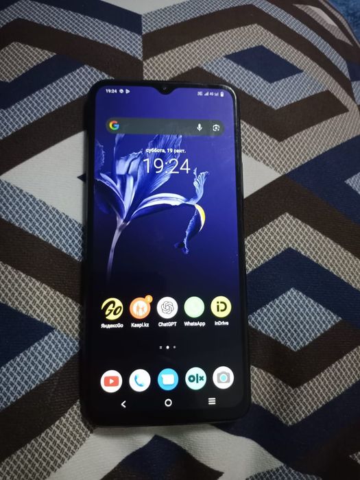 Продам телефон VivoY33s