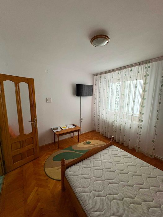 Închiriere apartament cu 2 camere