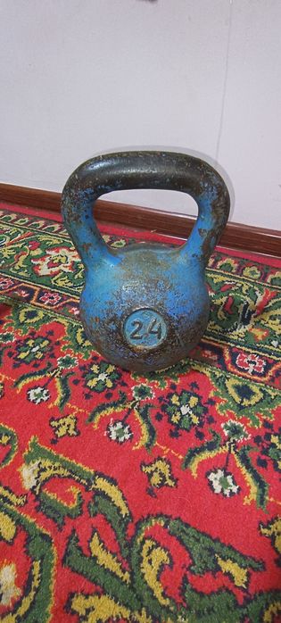 Гиря 16кг 300.000 сум, 24кг 350.000 сум
