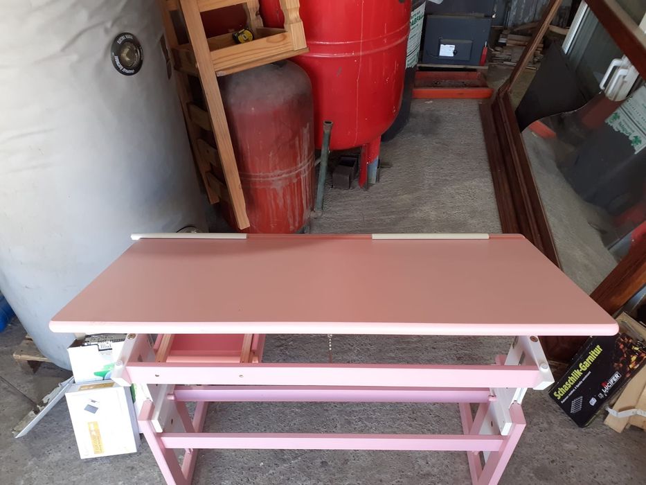 Masa birou, roz, lemn reglabila