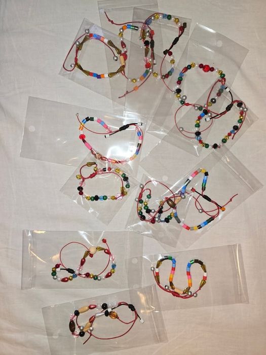 Vând bretari de mana.