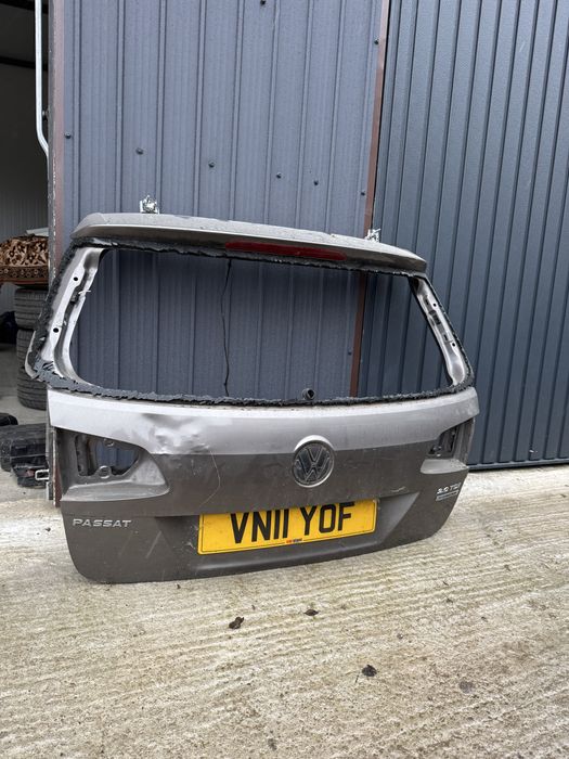 Dezmembrez passat b7