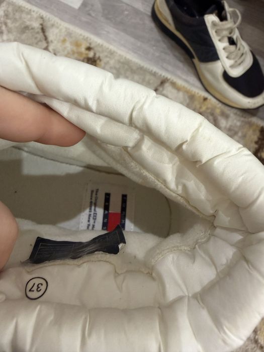 TOMMY HILFIGER  Дамси зимни боти