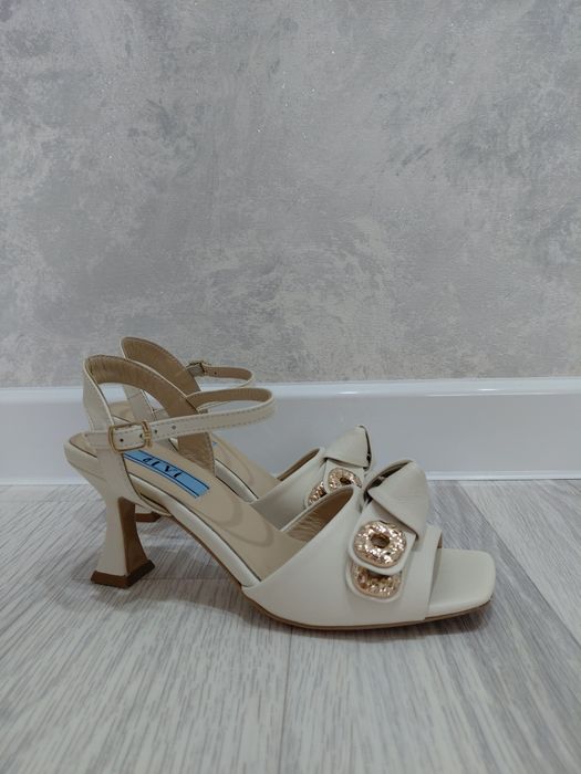 Босоножки 36 размер