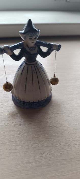 Продам статуэтки фарфор