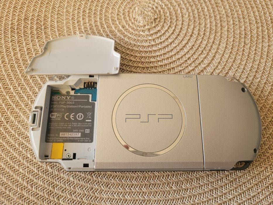 Sony Psp 1004 Alb