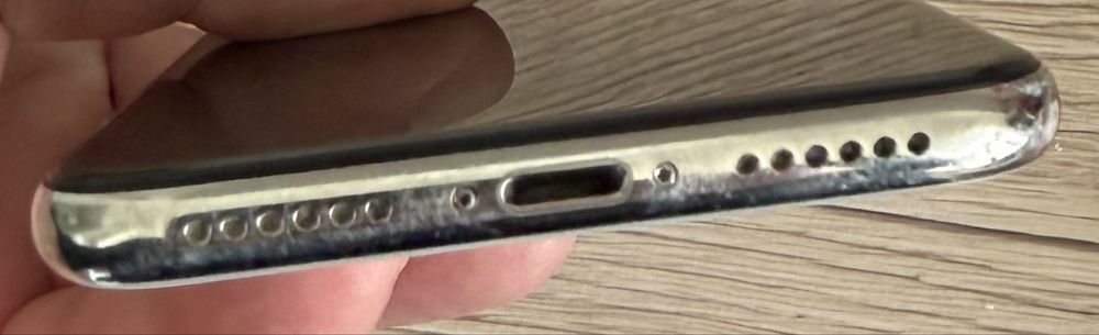 Продавам Iphone X