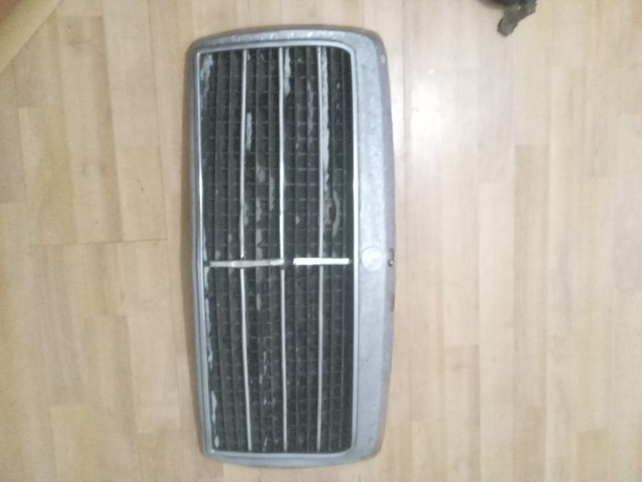 Продам 124 мерседес на запчасти