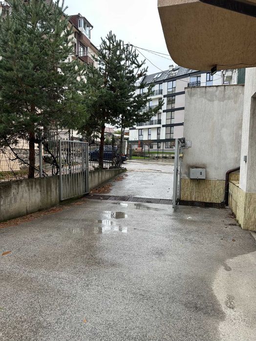 Продава паркомясто на ул. Народно хоро

Продава паркомясто Овча купел