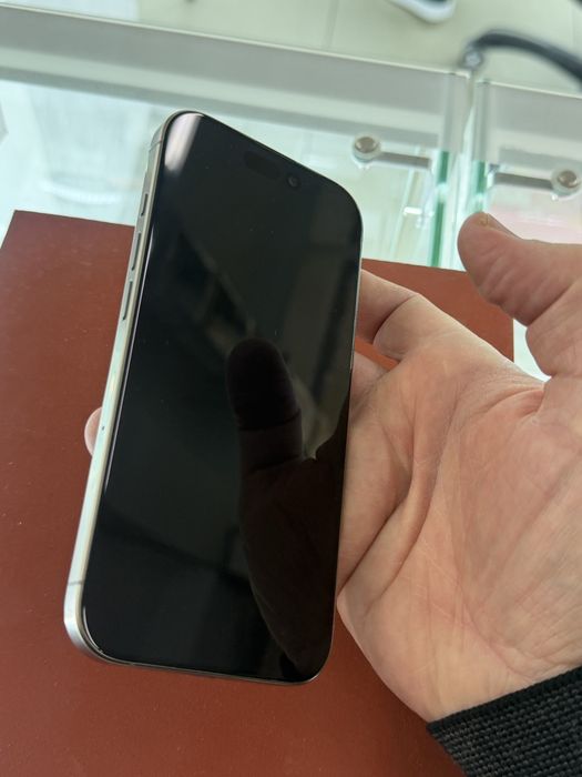 iPhone 16pro 256gb. EAC