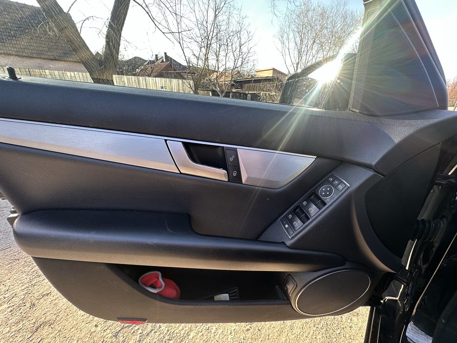Mercedes C class 4 matic avangarde