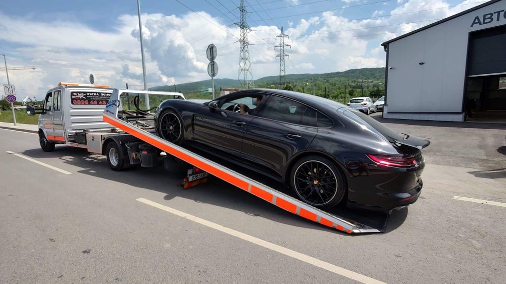 Пътна помощ и репатрак с лебедка пътна помощ Окей услуги автовоз