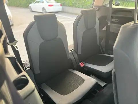 Dezmembrez Citroen c4 BH01