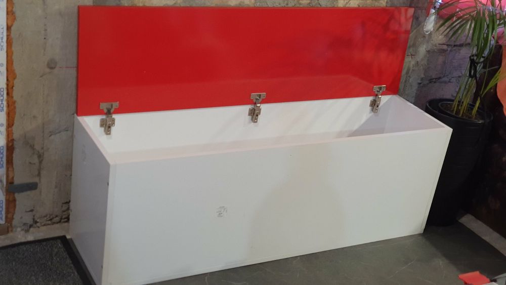 3бр. Гардероби / 1бр. Ракла