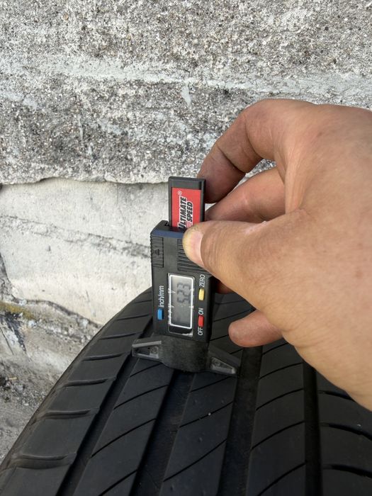 Anvelope vara 195/65r15