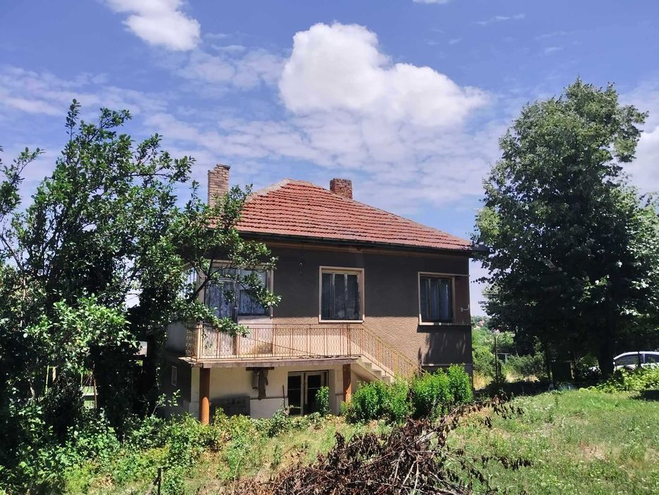 Продава се Къща в с. Септемврийци, Област Монтана - 300 кв.м за 42 €/кв.м - Снимка #1