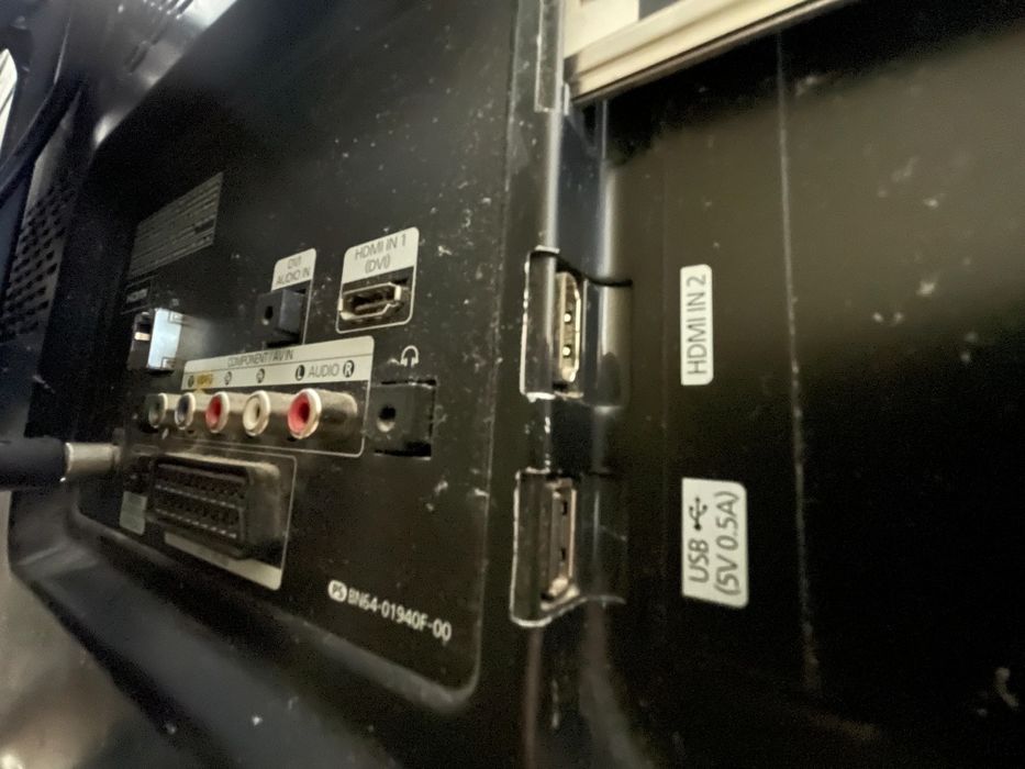 Срочно продаётся б/у телевизор