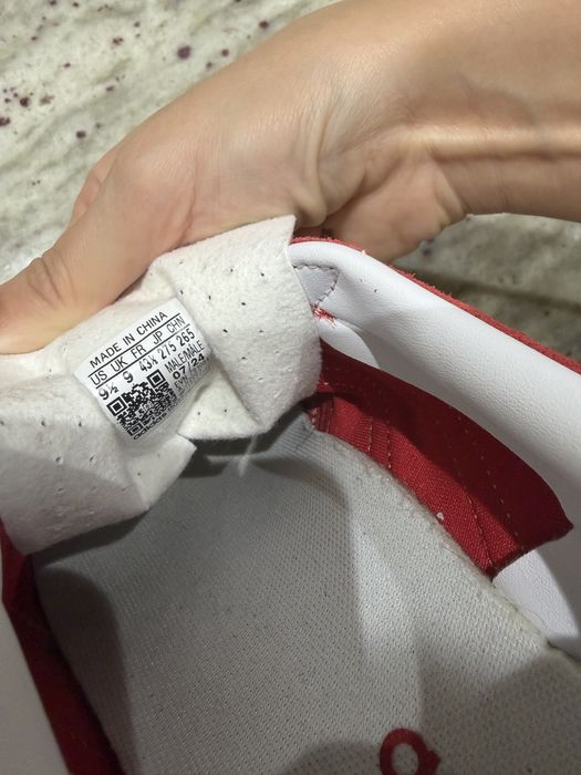 Adidas gazelle червени