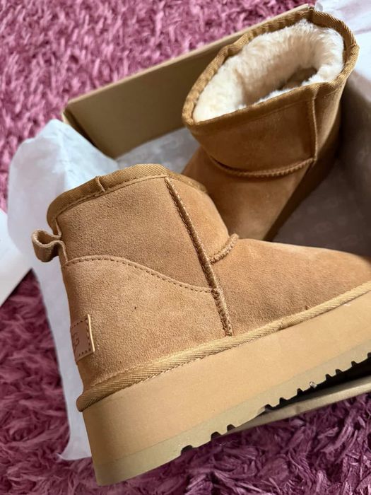 ugg mini maro 39