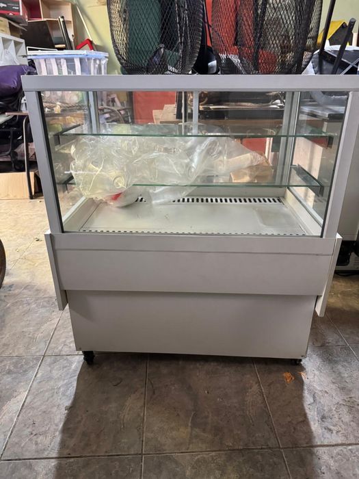 Продам оборудование для кафе