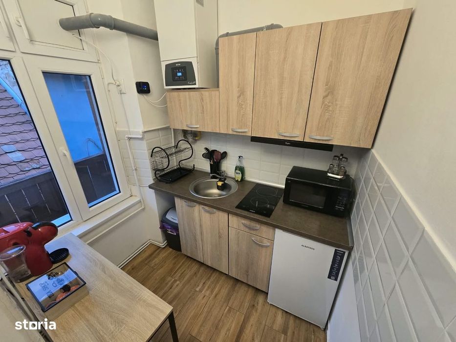 Apartament 3 camere etaj 1 zona Ultracentrala