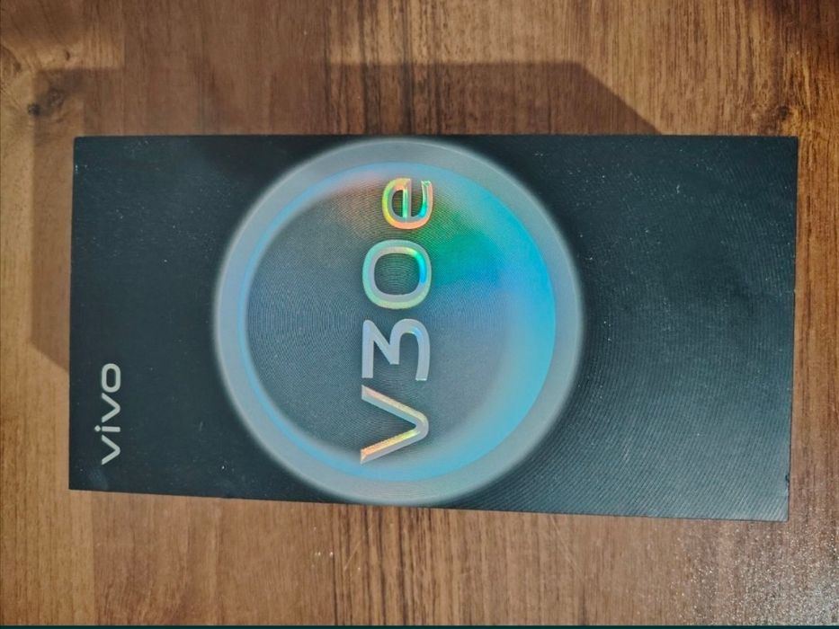 Vivo V30 e 8/256