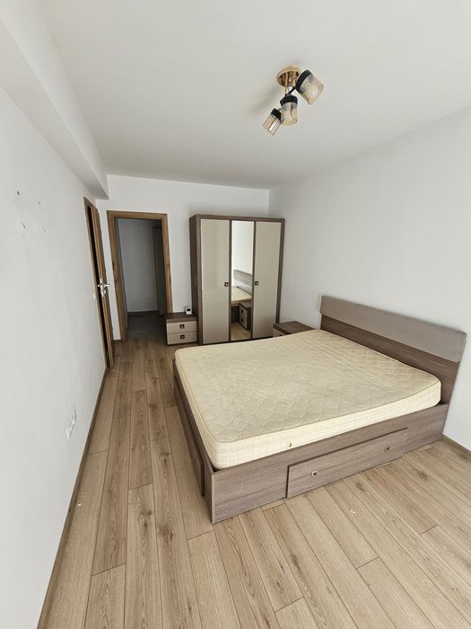 Proprietar Inchiriez apartament doua camere Maurer